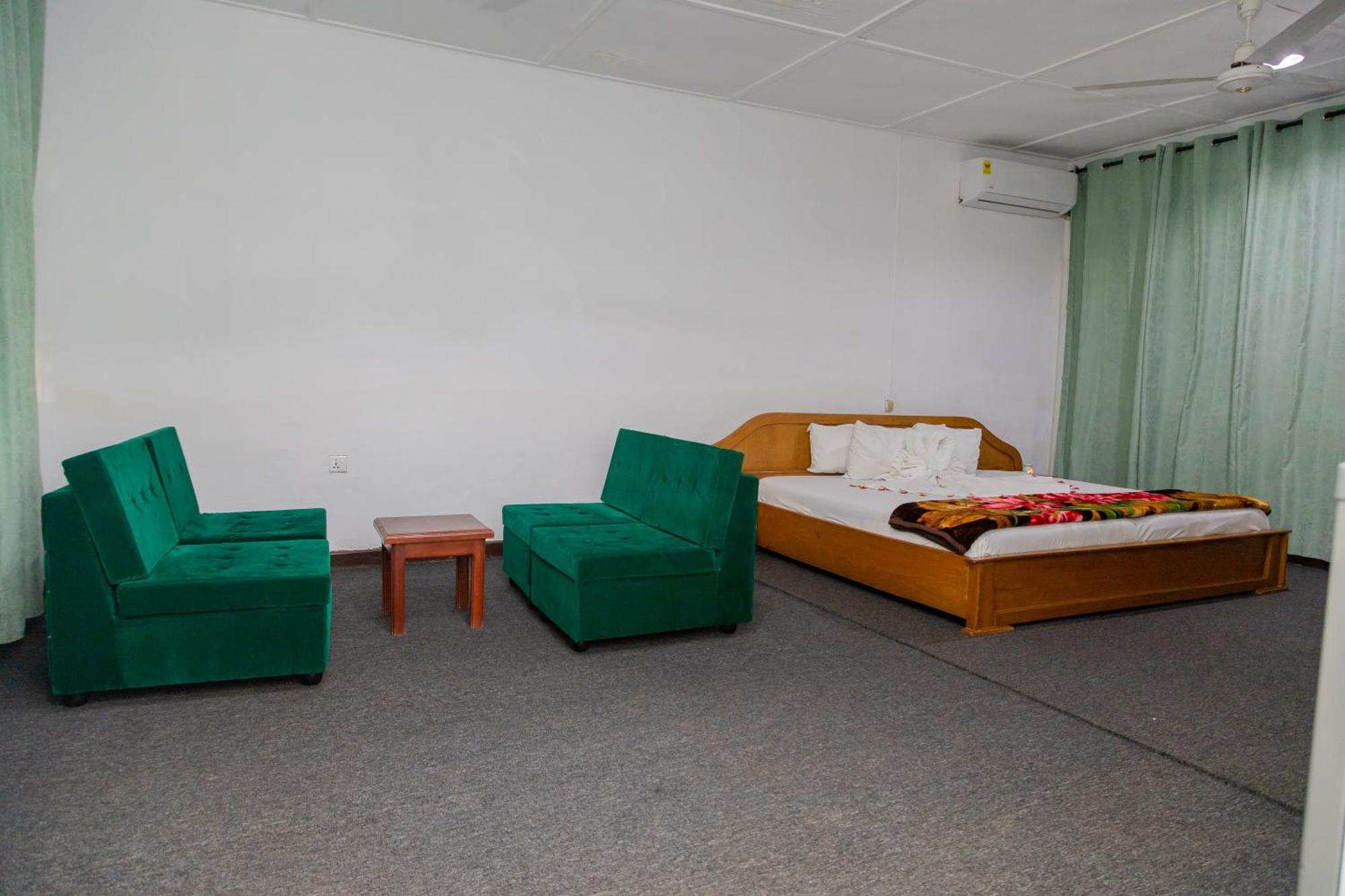 Samaritan Villa Resort And Conference Center Kumasi Esterno foto
